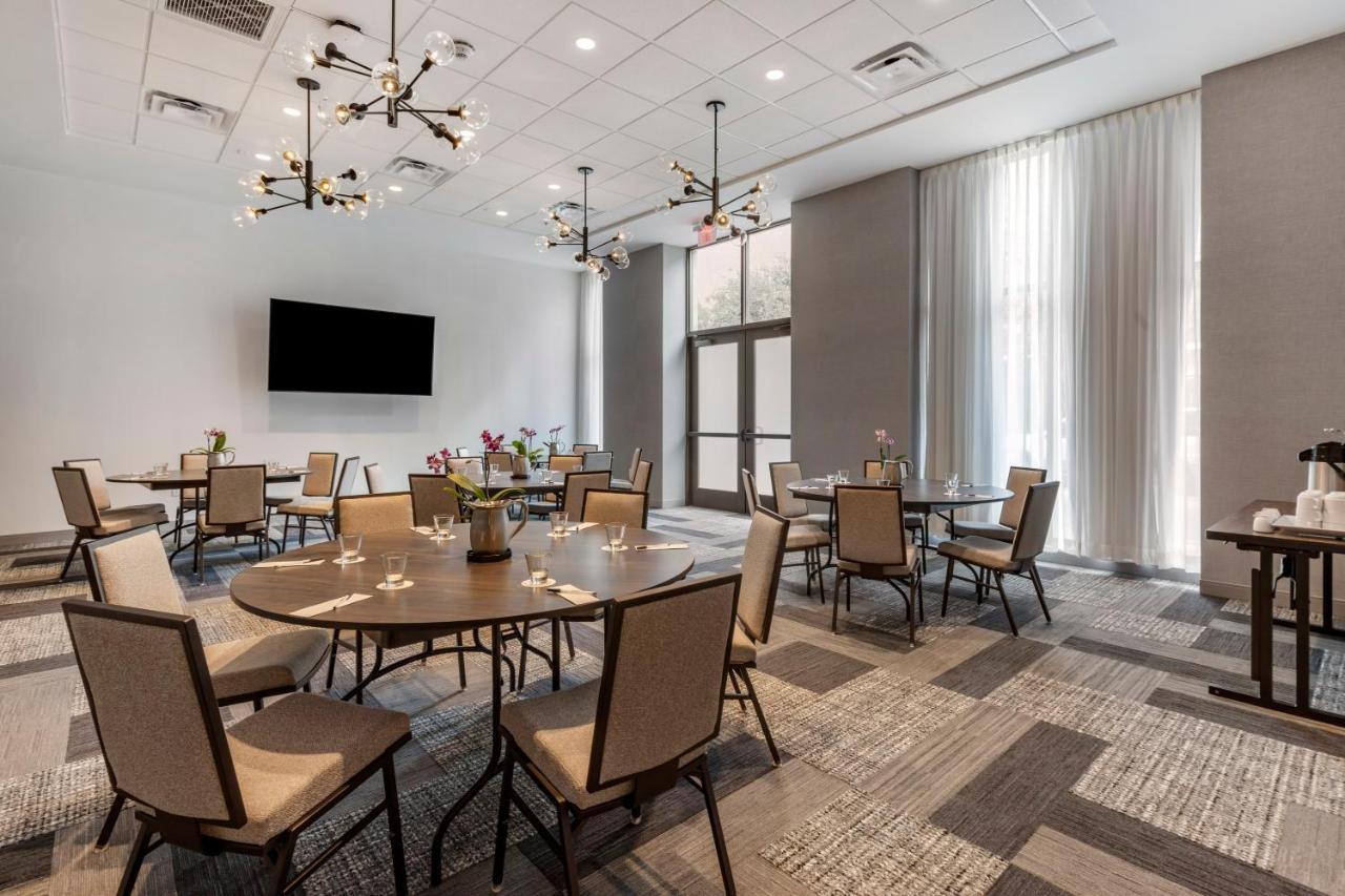 Cambria Hotel Savannah Downtown Historic District Екстер'єр фото