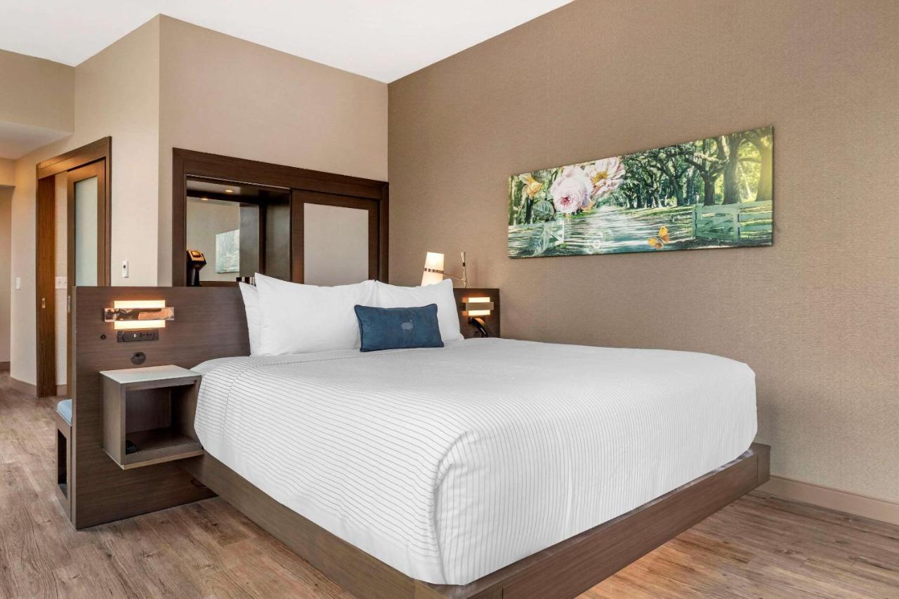 Cambria Hotel Savannah Downtown Historic District Екстер'єр фото