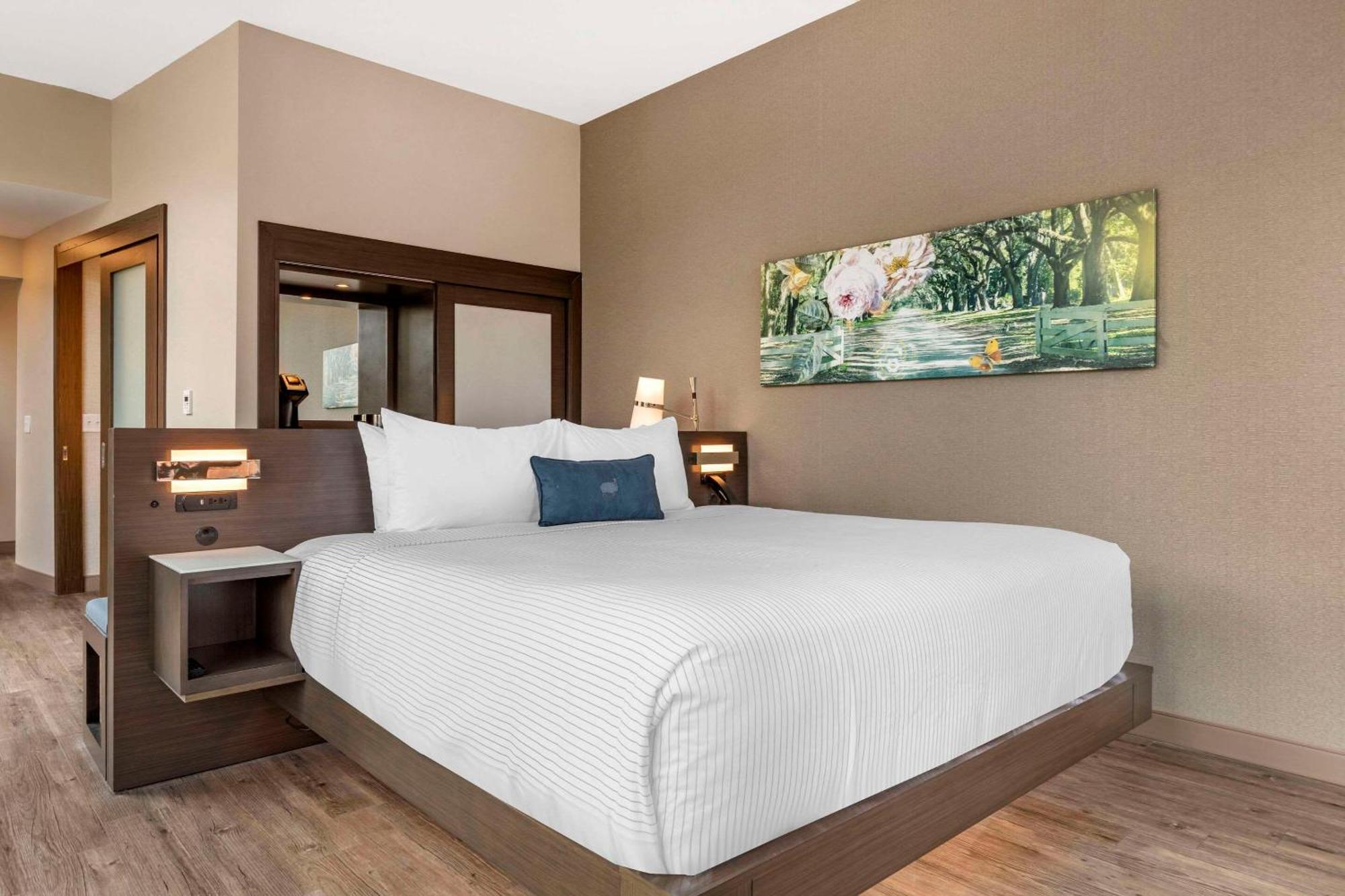 Cambria Hotel Savannah Downtown Historic District Екстер'єр фото